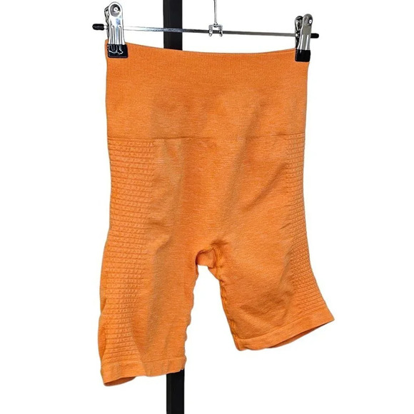 Alphalete Women's  Seamless Bike Shorts Size Small Orange Athletic Activewear - Picture 4 of 7